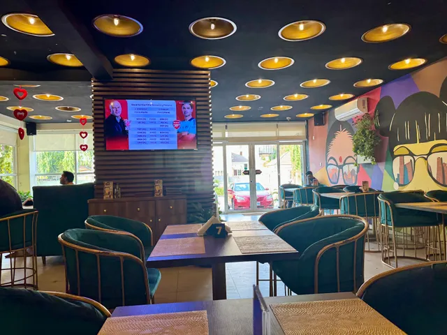 Kebabs & Kurries Restaurant