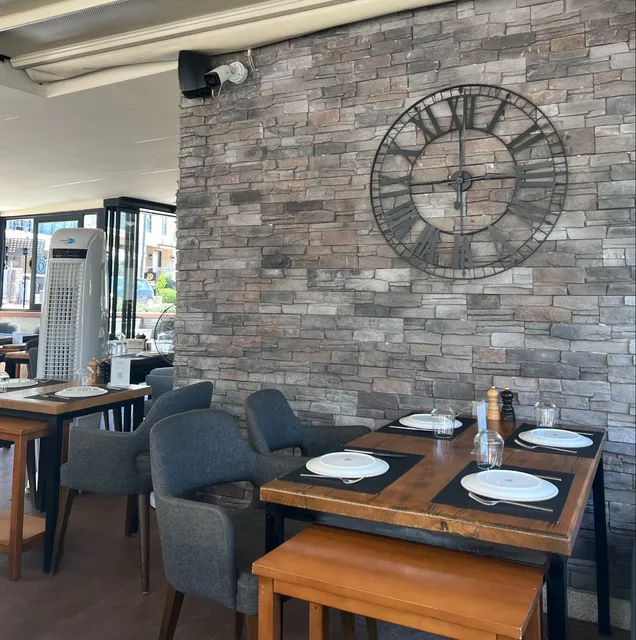 The House Kebab & Grill Restaurant