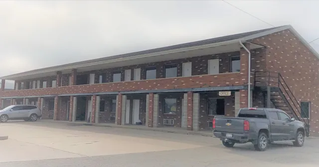 Moundsville Plaza Motel