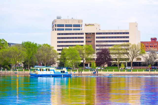 Radisson Hotel La Crosse