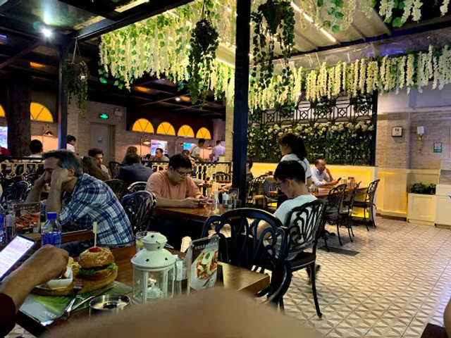 مقهى مادو ( mado coffee )