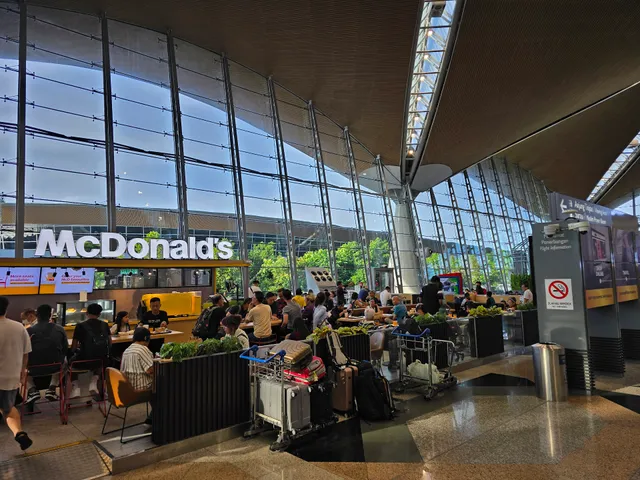 McDonalds KLIA 1