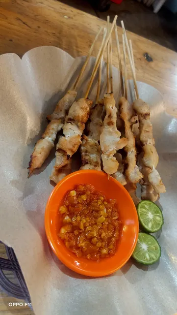 Waroeng Penyet & Steak, Taichan