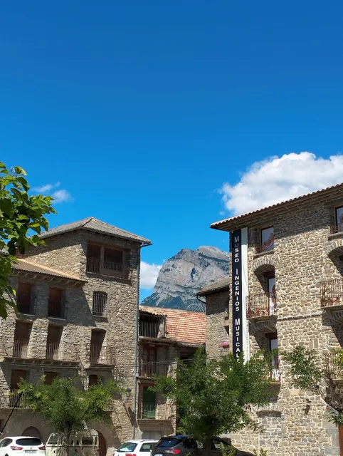 Apartamentos Casa Alfós