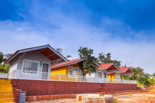 Sandy Hills Agri Tourism - Veruli (MTDC Recognized)