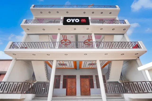 SPOT ON Hotel Vardaan