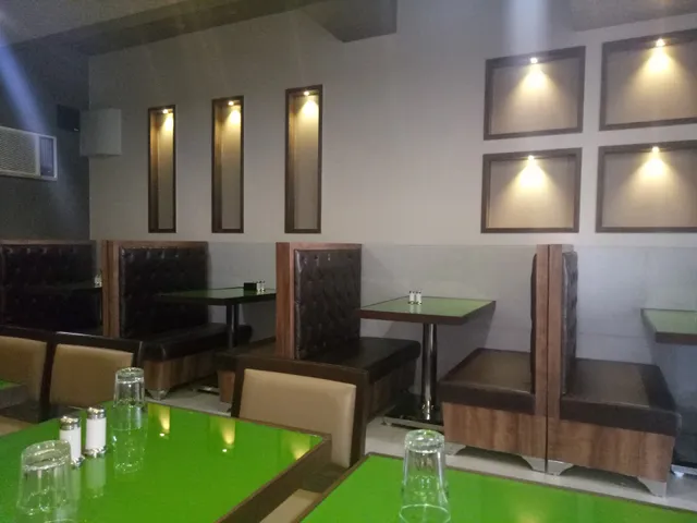 Sip & Dine Family Resto Bar