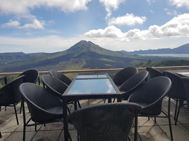 sari mountain View Restaurant, Bar and Coffee