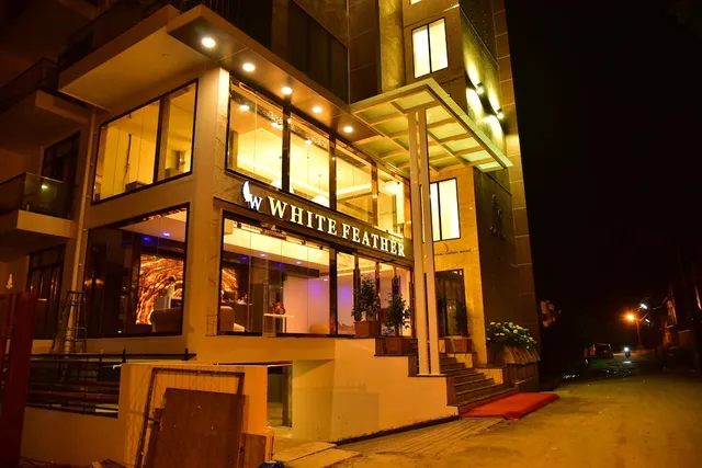 Hotel White Feather