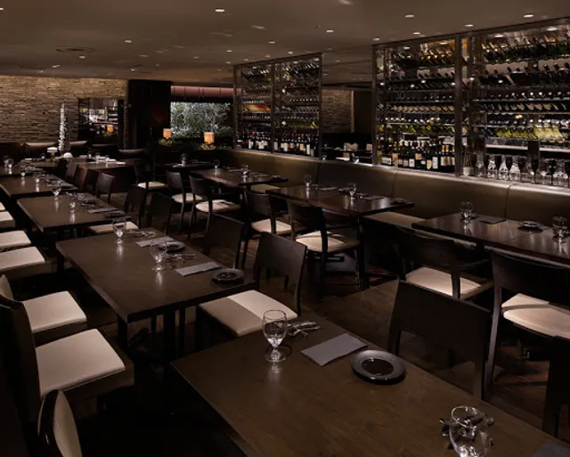 IL PINOLO SKY TERRACE Yokohama