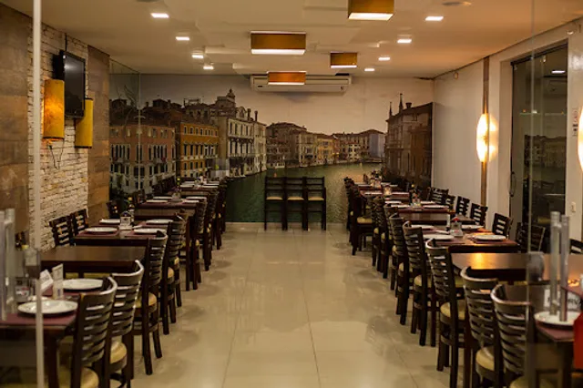 Pizzaria Pepperoni Pizzas e Massas