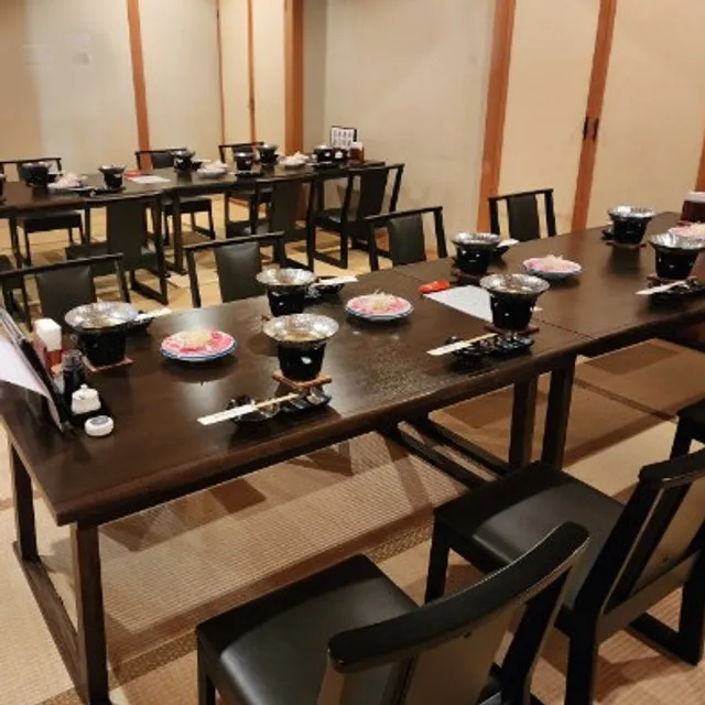 割烹居酒屋 / 古都の波