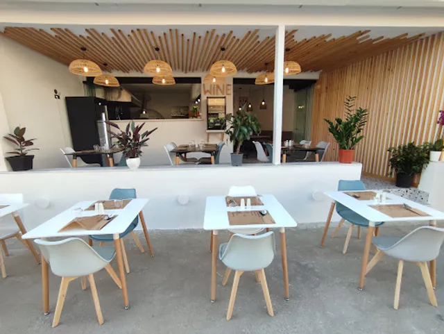 Giacomo's Pizza Pasta & Wine