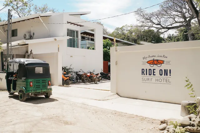 Ride On! Surf Hotel