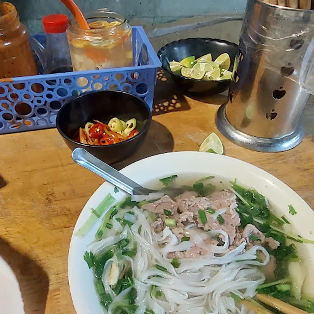 Phở Thìn Bờ Hồ