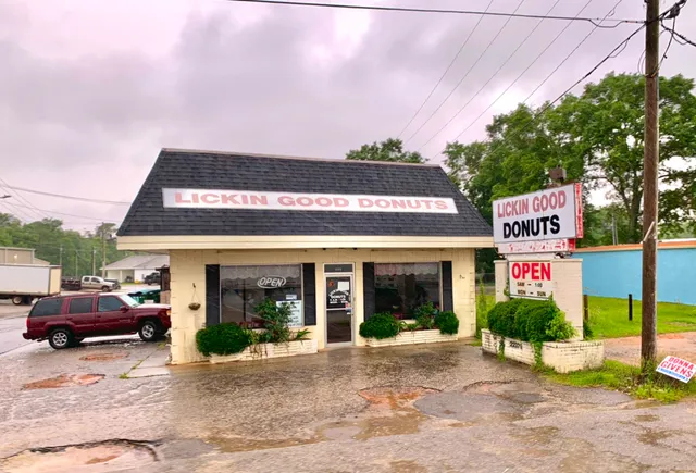 Lickin Good Donuts-Robertsdale