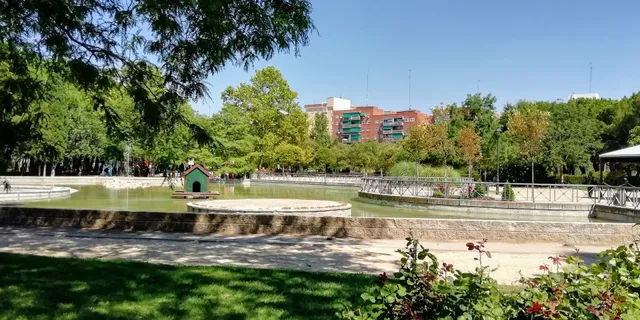Lago Finca Liana de Mostoles