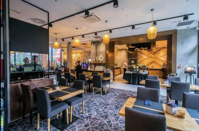 Restauracja Waterside Food&Wine