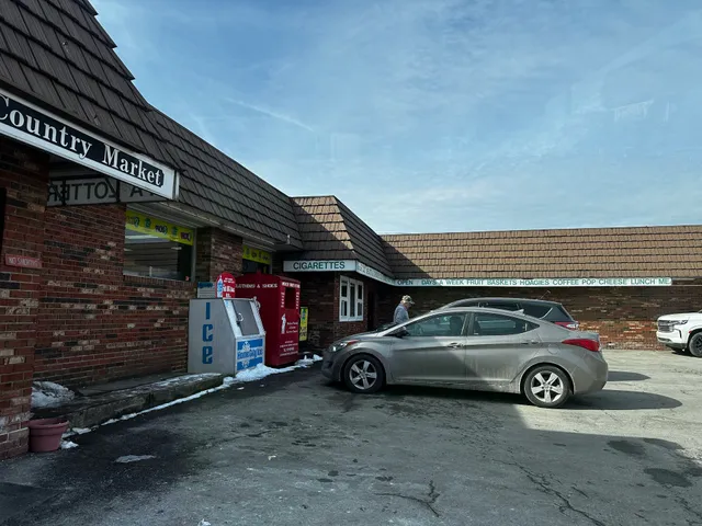 Giles Town & Country Market