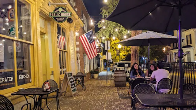 Public House Kitchen & Brewery