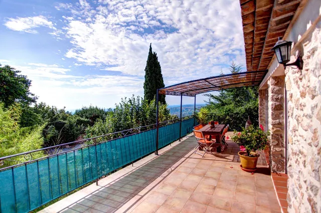 Gîte Vence Nice Alpes Maritimes : Gîtes des Baous