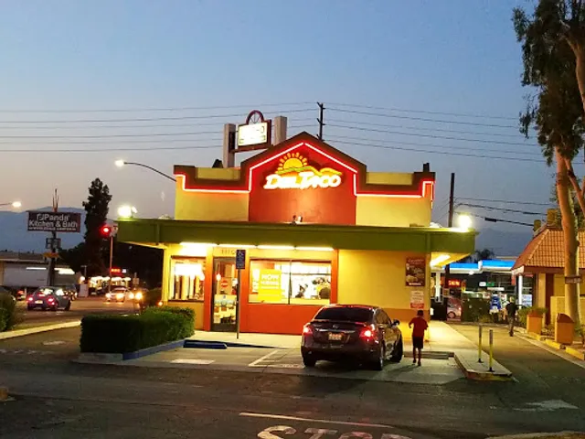 Del Taco