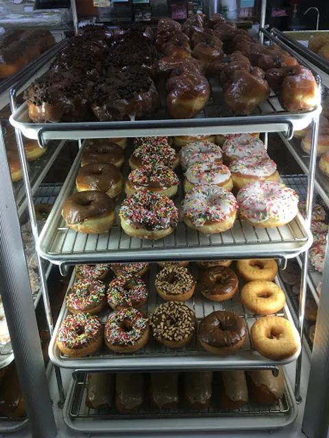 Avenue Donuts