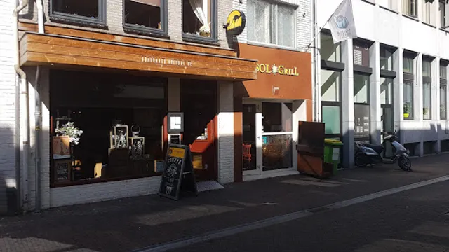 Down Under Restaurant