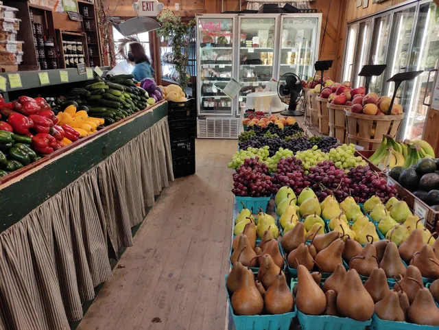 Spring Brook Farm Country Store