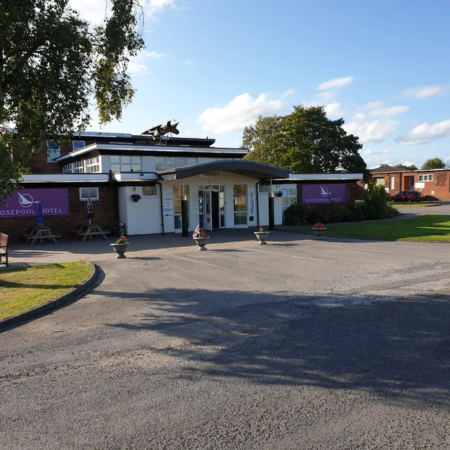 Goosepool Hotel