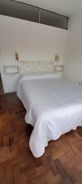 Cálido depto frente al patio Olmos