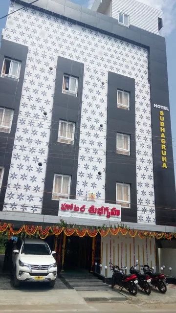 Hotel Subhagruha