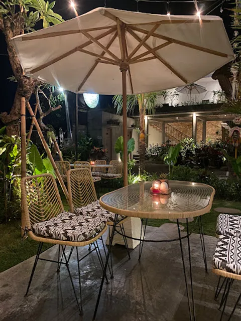 de'TOPAZ Cafe Ubud