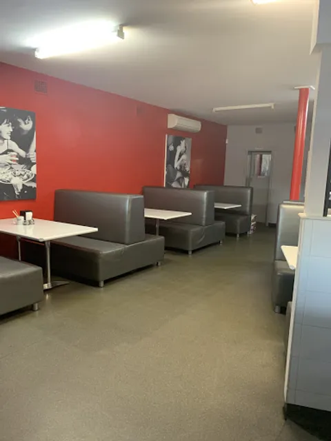 Zed’s Cafe & Takeaway