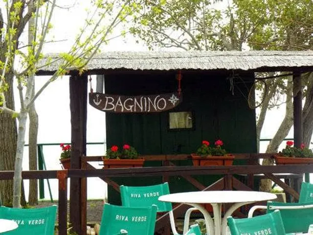 Riva Verde Bolsena stabilimento balneare ristorante bar appartamenti