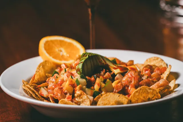 El Chino Seafood and Grill