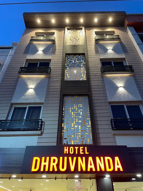 Hotel Dhruv nanda