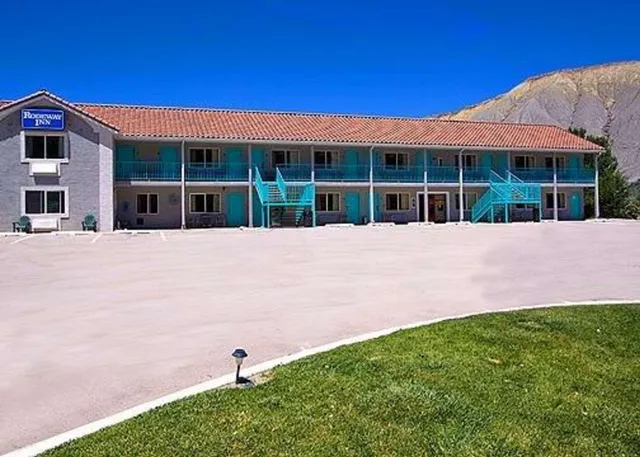 Cathedral Valley Inn