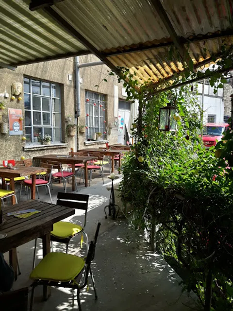 Café Libre - Susanne Schmidt