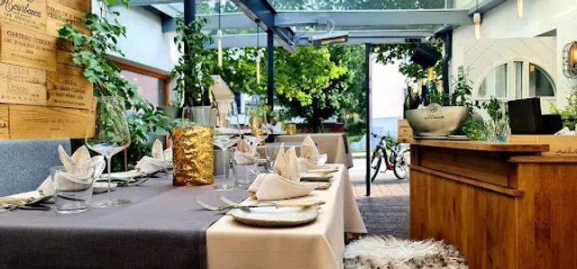 Kraftwerk Restaurant & Winebar