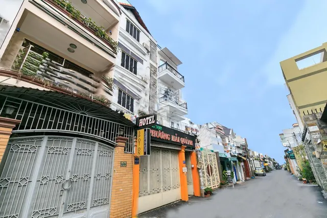 khách sạn phương hải quỳnh