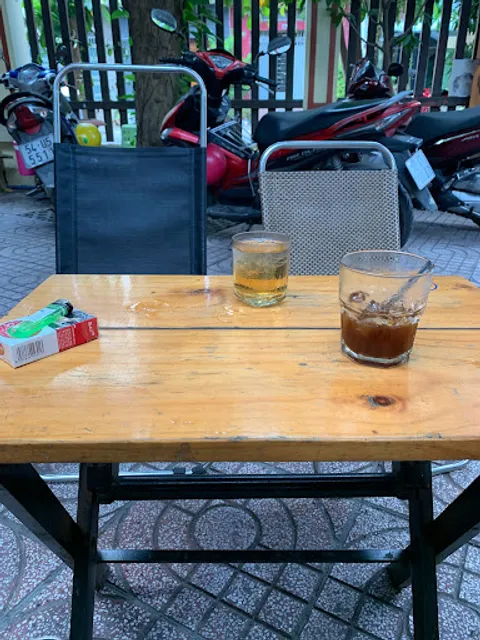 Cà phê sân vườn