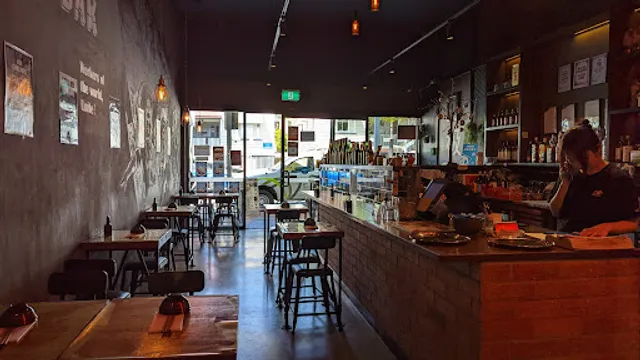 Little Red Dumpling West End