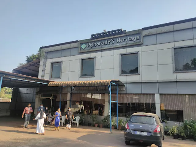 Pisharody's Heritage, vegetarian hotel