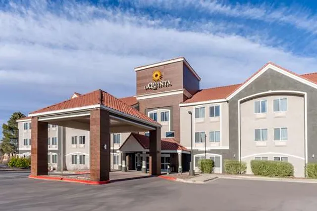 La Quinta Inn & Suites by Wyndham Roswell