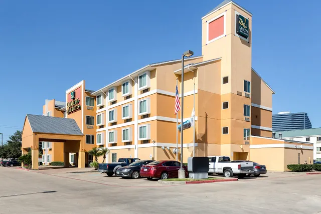 Quality Inn & Suites West Chase