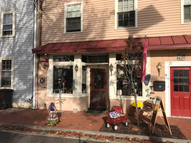 Pure Couture Consignment Store