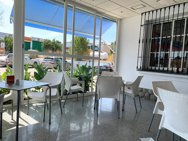 Bar Restaurante Los Sauces