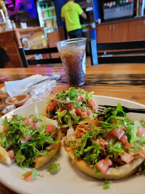 Maskadores Taco Shop