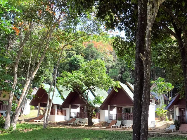 Cameron Island Resort